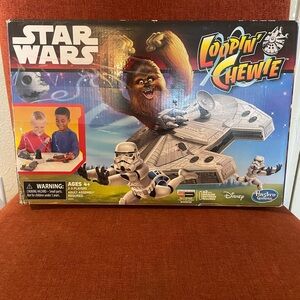 Star Wars Loopin' Chewie Game - Grey Millennium Falcon Playset
